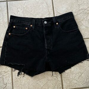 Women Levi Strauss & co Classic Black Denim Women Shorts- cut offs size 31
